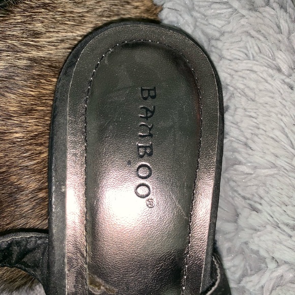 Black satiny platform wedges - Picture 4 of 6